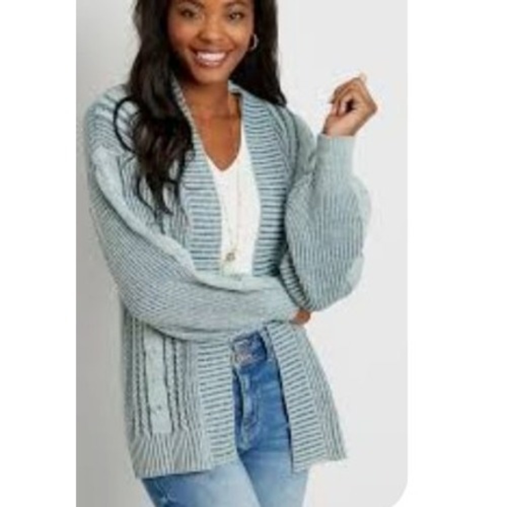 Maurices Women SZ L Blue ribbed cable Knit open front Cardigan Sweater Casual